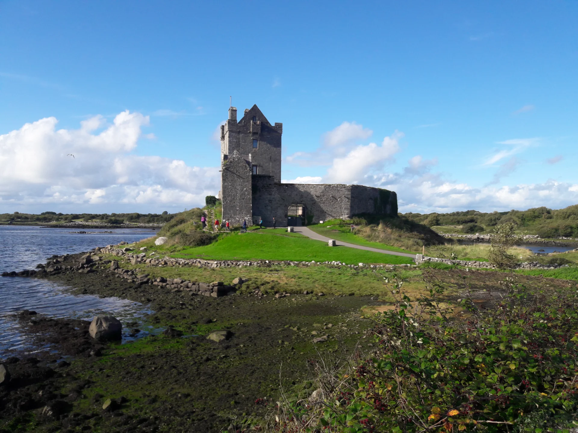 Dunguaire Castle, Kinvara built circa 1500